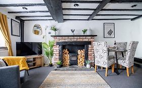 Leaf Tree Cottage - Cosy Cottage Based In The North Of The Lakes